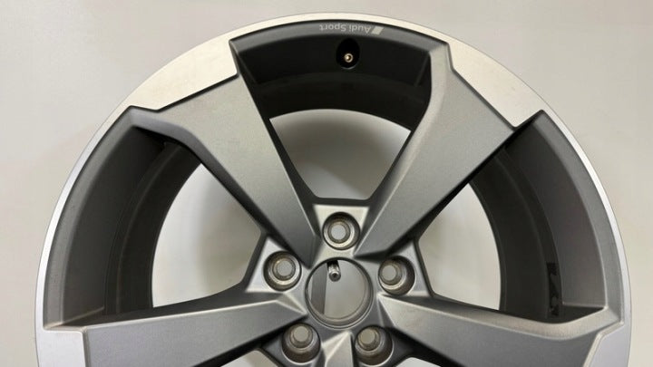1x Alufelge 19 Zoll 8.5" 5x112 53ET Glanz Graphit 8V0601025FC Audi Rim Wheel FEL6406480186pg