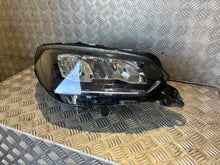 Laden Sie das Bild in den Galerie-Viewer, Frontscheinwerfer Peugeot II 208 9833036180 LED Rechts Scheinwerfer Headlight SCH9396963635xa