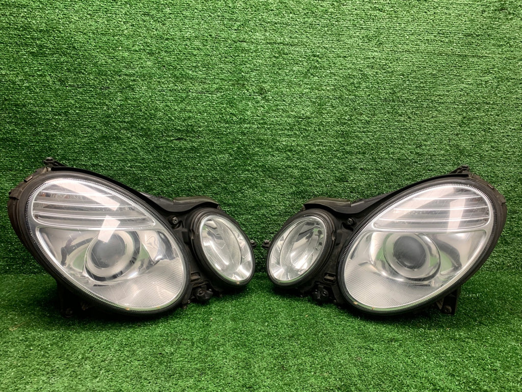 Frontscheinwerfer Mercedes-Benz W211 Bi-Xenon Rechts Scheinwerfer Headlight SCH7586722810pe