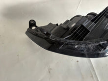 Laden Sie das Bild in den Galerie-Viewer, Frontscheinwerfer Audi A1 82A941004 Rechts Scheinwerfer Headlight SCH6169420704pf