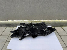 Laden Sie das Bild in den Galerie-Viewer, Frontscheinwerfer Mitsubishi Outlander III 4BX19 8301D3 LED Rechts Headlight