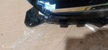 Laden Sie das Bild in den Galerie-Viewer, Frontscheinwerfer Opel Corsa F 1653233280 LED Ein Stück (Rechts oder Links) SCH9378432763tl