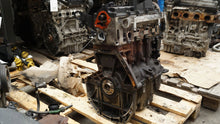 Laden Sie das Bild in den Galerie-Viewer, Motor Nissan Renault Qashqai I J10 K9K282 1.5 DCI 115TKm Diesel Unkomplett