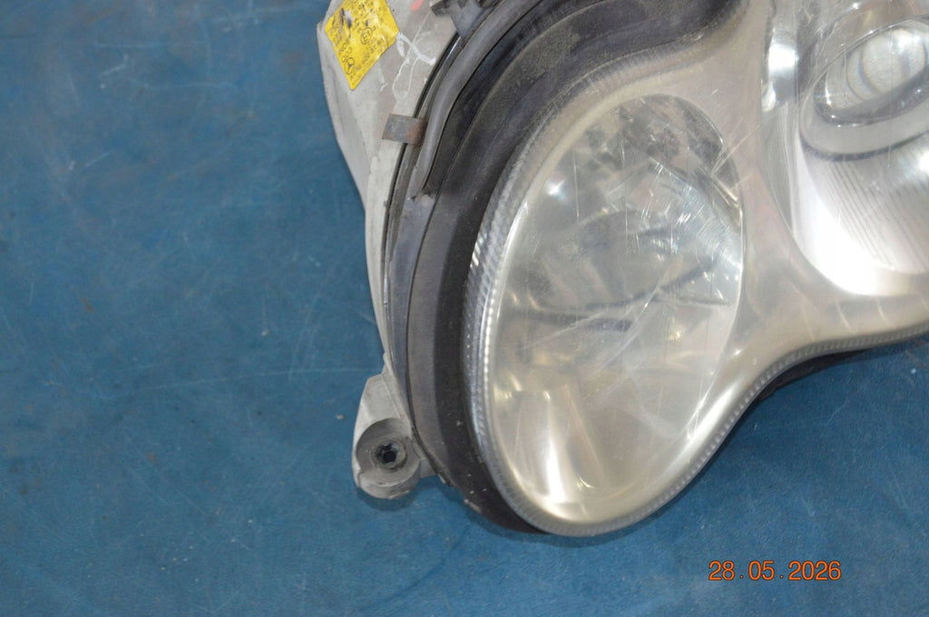 Frontscheinwerfer Mercedes-Benz W203 A2038203761 Xenon Links Headlight SCH2667063392qf