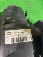 Laden Sie das Bild in den Galerie-Viewer, Frontscheinwerfer Dacia Sandero II 260608143R 90114430 Rechts oder Links