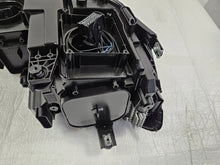 Laden Sie das Bild in den Galerie-Viewer, Frontscheinwerfer VW Touran 5TB941081A LED Links Scheinwerfer Headlight