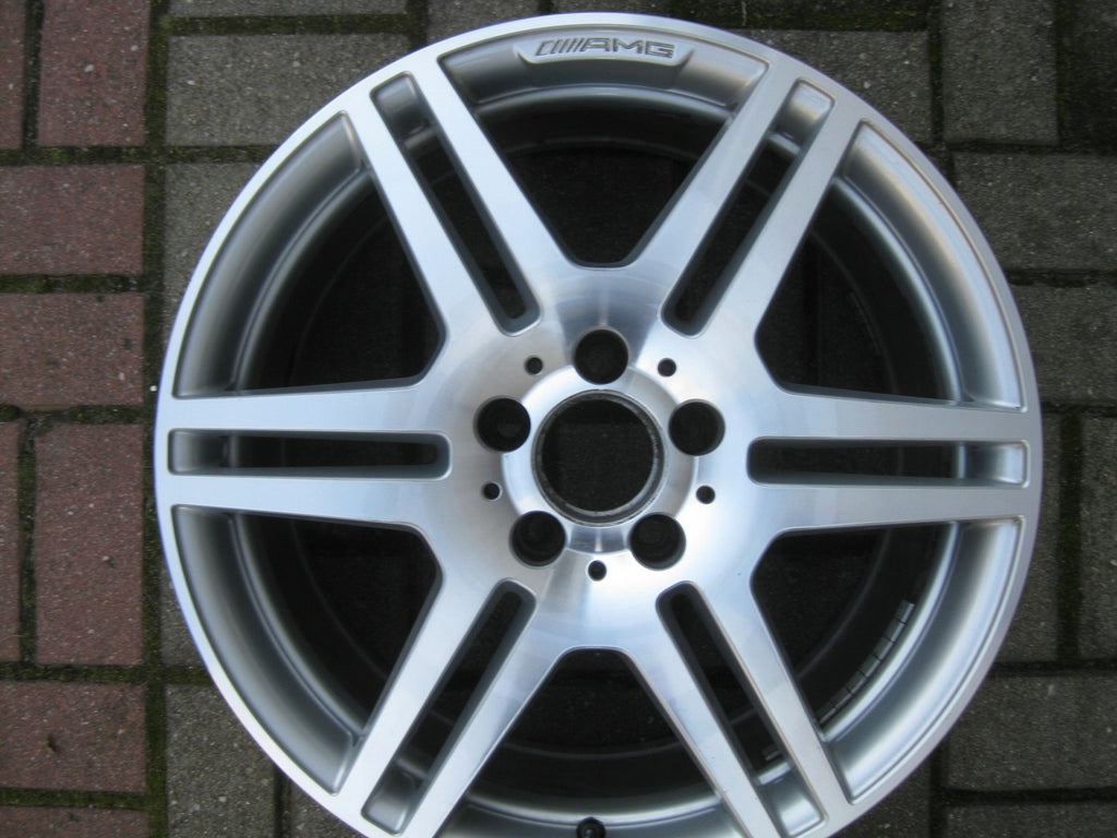 1x Alufelge 18 Zoll 9.0" 5x112 54ET Glanz Silber A2124012402 Mercedes-Benz Amg