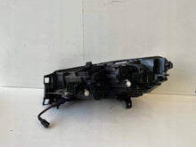 Laden Sie das Bild in den Galerie-Viewer, Frontscheinwerfer Skoda Enyaq 5LB941016A Full LED Rechts Scheinwerfer Headlight
