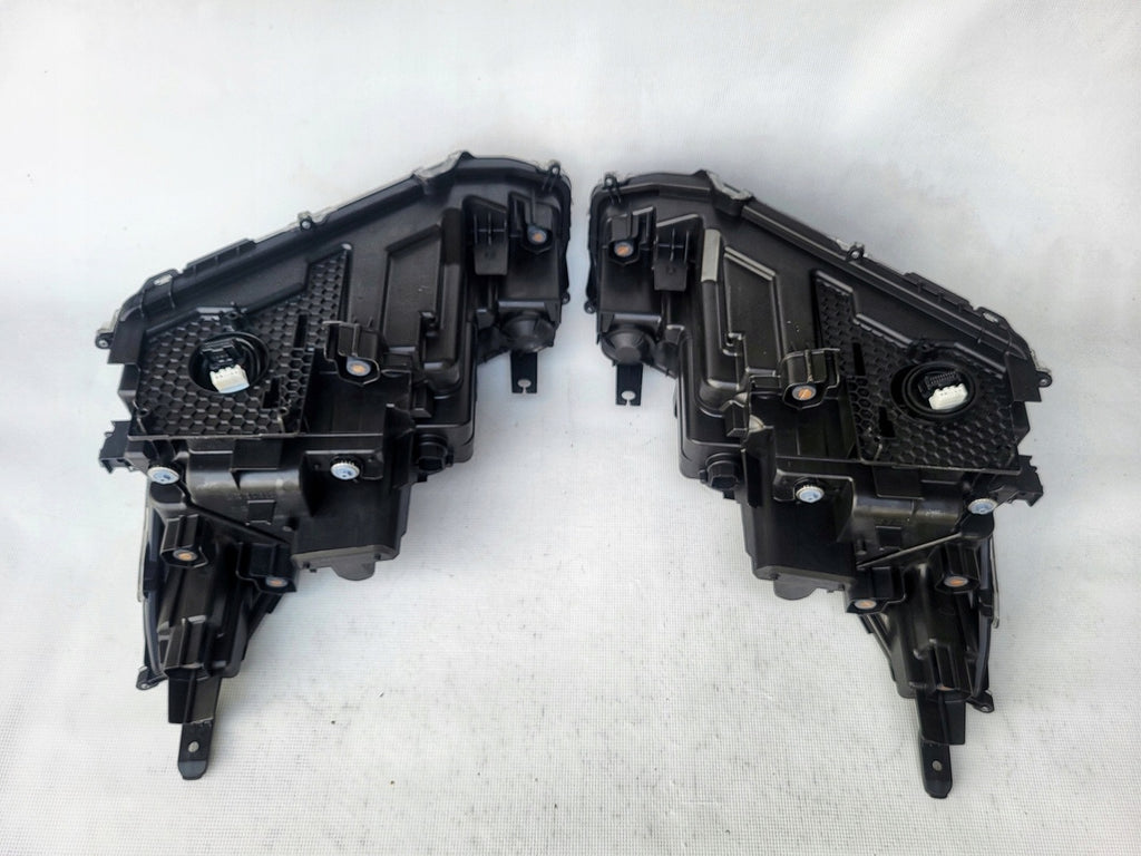 Frontscheinwerfer Toyota Yaris Cross Matrix LED Ein Satz Scheinwerfer Headlight SCH2303011496vt