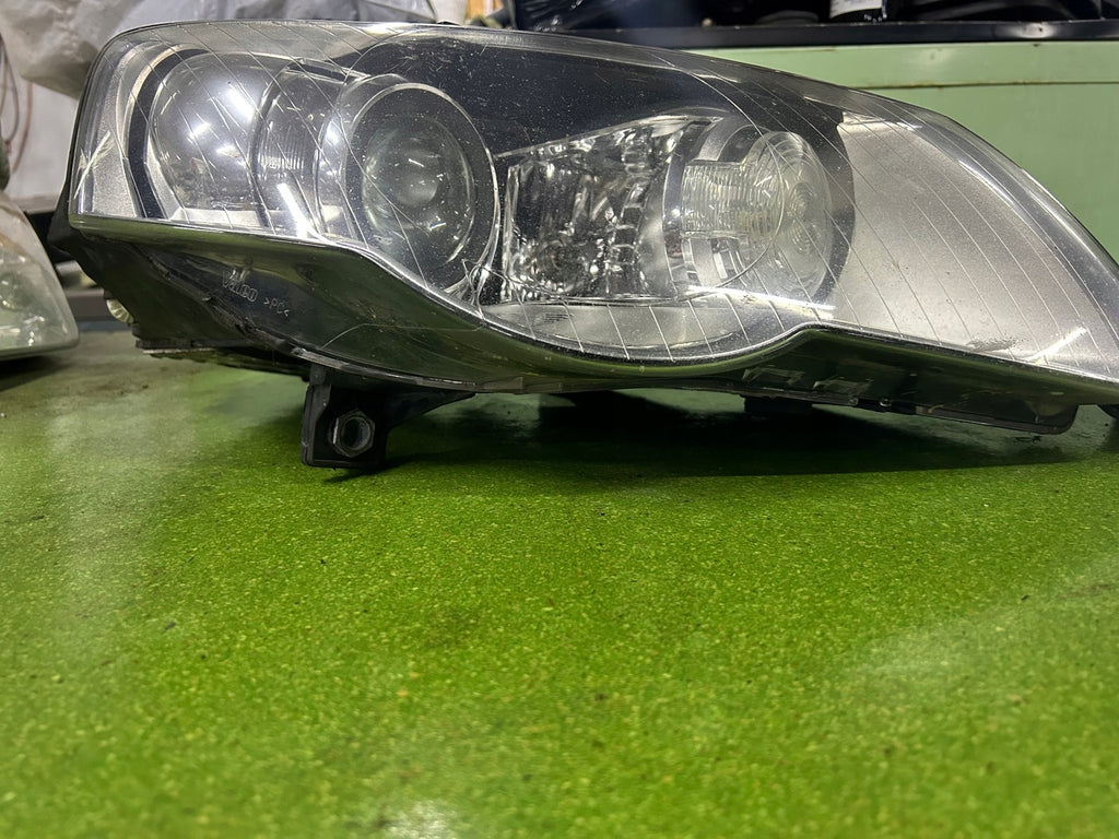 Frontscheinwerfer VW Passat 3C0941751G Xenon Links Scheinwerfer Headlight SCH9307363294jh