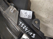 Laden Sie das Bild in den Galerie-Viewer, Frontscheinwerfer Toyota Corolla 81110-02S60 Full LED Rechts Headlight