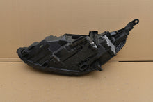 Laden Sie das Bild in den Galerie-Viewer, Frontscheinwerfer Hyundai I30 III 92102G4120 Full LED FALSE Headlight SCH2021484609js