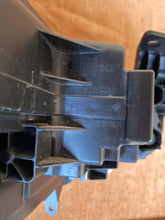 Laden Sie das Bild in den Galerie-Viewer, Frontscheinwerfer Mazda III BCJH51040 LED Links Scheinwerfer Headlight