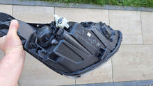 Laden Sie das Bild in den Galerie-Viewer, Frontscheinwerfer Hyundai I10 92101-B9300 Links Scheinwerfer Headlight