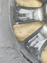 Load image into Gallery viewer, 1x Alufelge 16 Zoll 6.0" 4x100 52910H8270 Kia Stonic Rim Wheel FEL8426263013ag