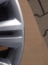 Load image into Gallery viewer, 1x Alufelge 18 Zoll 8.5" 5x108 49ET 5JX19 Jaguar Xe Rim Wheel FEL5744184707oy