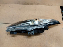 Laden Sie das Bild in den Galerie-Viewer, Frontscheinwerfer Mazda 3 Xenon Links Scheinwerfer Headlight SCH9105639256wq