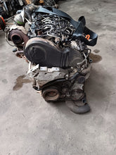 Laden Sie das Bild in den Galerie-Viewer, Motor Audi Seat Skoda VW CAY 1.6 TDI Diesel Engine Unkomplett