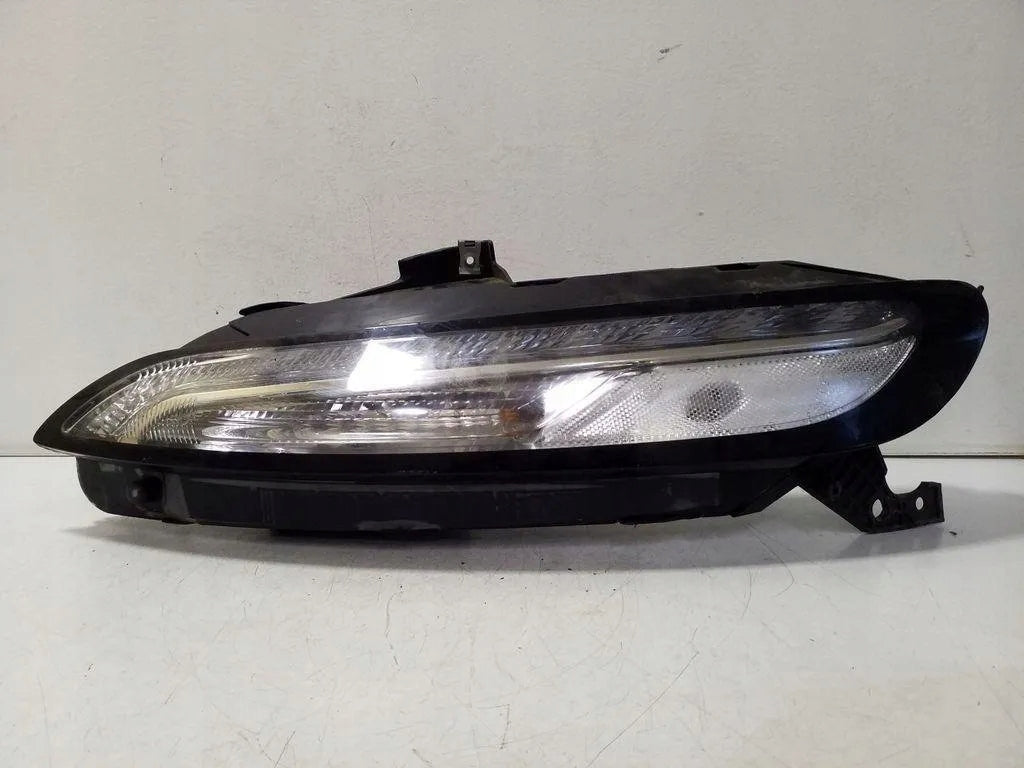 Frontscheinwerfer Jeep Cherokee I 130732948901 68157105A0 Links Headlight SCH9760544094js