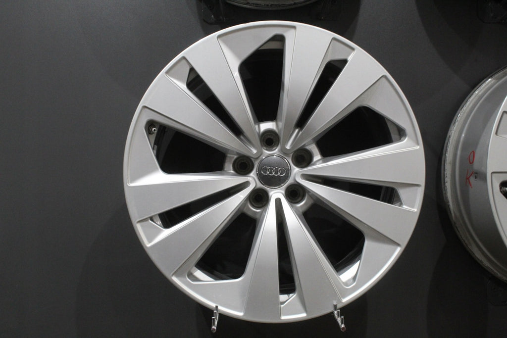 4x Alufelge 19 Zoll 8.5" 5x112 20ET Glanz Silber 4M8601025 Audi Rim Wheel FEL8021832675gn