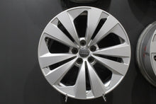 Laden Sie das Bild in den Galerie-Viewer, 4x Alufelge 19 Zoll 8.5" 5x112 20ET Glanz Silber 4M8601025 Audi Rim Wheel FEL8021832675gn
