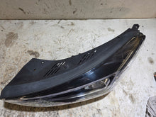 Laden Sie das Bild in den Galerie-Viewer, Frontscheinwerfer Hyundai Tucson 18237795314 Links Scheinwerfer Headlight SCH5557025983ya
