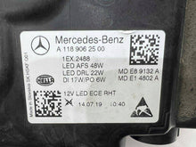 Laden Sie das Bild in den Galerie-Viewer, Frontscheinwerfer Mercedes-Benz Cla X118 C118 A1189062500 Links Headlight SCH9345612051dj