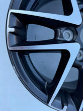 Laden Sie das Bild in den Galerie-Viewer, 1x Alufelge 16 Zoll 6.5&quot; 5x114.3 45ET Glanz Silber 42611-YY500 Mg Auris