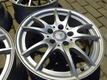 Laden Sie das Bild in den Galerie-Viewer, 4x Alufelge 16 Zoll 6.5" 5x112 49ET Glanz Silber A2464010800 Mercedes-Benz FEL4824192446kd