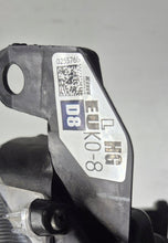 Laden Sie das Bild in den Galerie-Viewer, Frontscheinwerfer Toyota 4 Yaris ZWW2374 Links Scheinwerfer Headlight SCH8391362930xf