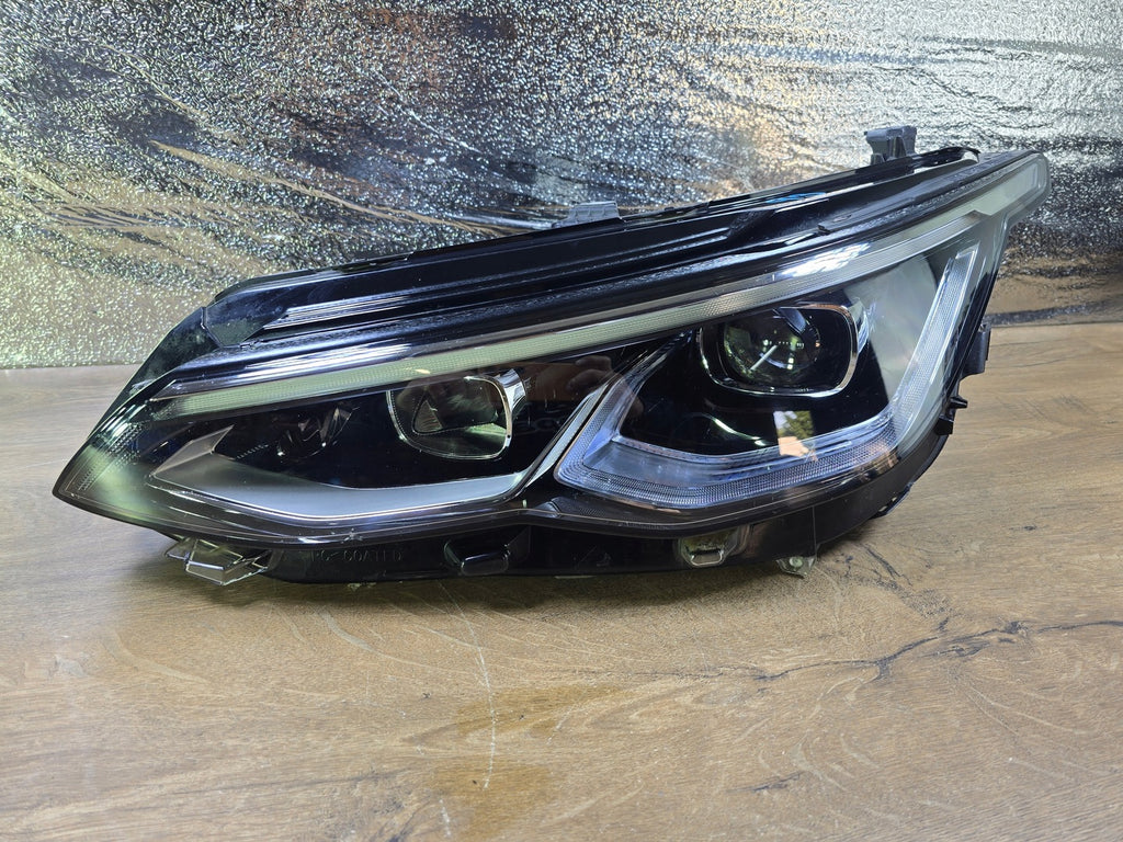 Frontscheinwerfer VW Golf VIII 5H1941077F Ein Stück (Rechts oder Links) SCH8490743124qr