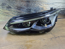 Load image into Gallery viewer, Frontscheinwerfer VW Golf VIII 5H1941077F Ein Stück (Rechts oder Links) SCH8490743124qr