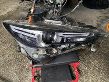 Load image into Gallery viewer, Frontscheinwerfer Mazda Cx5 KB8N51030 Rechts Scheinwerfer Headlight