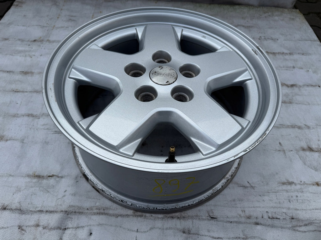 1x Alufelge 16 Zoll 7.0" 5x114.3 41 5ET Jeep Rim Wheel