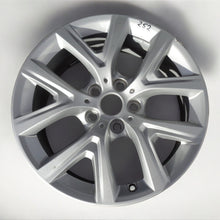 Load image into Gallery viewer, 1x Alufelge 17 Zoll 6.5&quot; 5x112 39ET Silber 6856076 BMW X1 F48 Rim Wheel