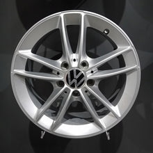 Load image into Gallery viewer, 4x Alufelge 16 Zoll 6.5" 5x112 44ET Glanz Silber A1774010100 Mercedes-Benz Caddy FEL9389460904gl