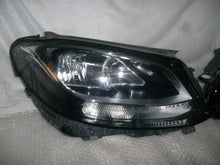 Laden Sie das Bild in den Galerie-Viewer, Frontscheinwerfer Mercedes-Benz W205 A2059066502 A2059066402 Ein Satz Headlight SCH9374523886ps