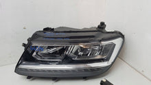 Laden Sie das Bild in den Galerie-Viewer, Frontscheinwerfer VW Tiguan LE15A6358 Full LED Links Scheinwerfer Headlight