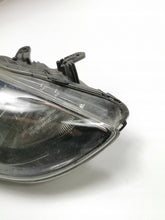Laden Sie das Bild in den Galerie-Viewer, Frontscheinwerfer Hyundai I30 92102-A6020 Rechts Scheinwerfer Headlight SCH7111962217sd