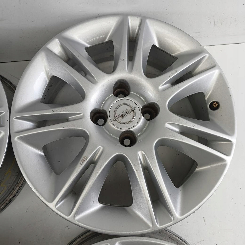 4x Alufelge 16 Zoll 6.0" 4x100 40ET Glanz Silber Opel Corsa E D Rim Wheel FEL4014330571zu
