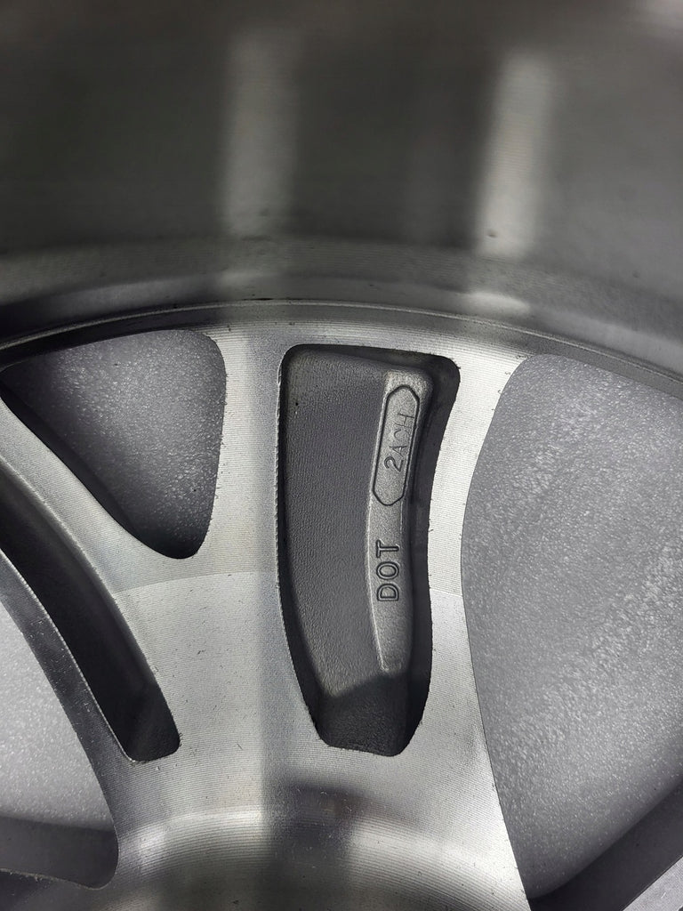 1x Alufelge 18 Zoll 7.0" 5x114.3 38ET Mitsubishi Outlander Rim Wheel