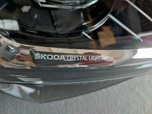 Laden Sie das Bild in den Galerie-Viewer, Frontscheinwerfer Skoda Superb III 3V1941016D Full LED Rechts Headlight