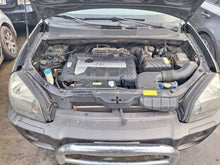 Load image into Gallery viewer, Motor Hyundai Kia Tucson G4GC 2.0 CVVT 141PS 104kW 297TKm 2004 Benzin Unkomplett MOT7896946093ka