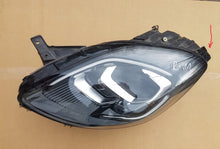 Laden Sie das Bild in den Galerie-Viewer, Frontscheinwerfer Ford Puma L1TB-13E015-EJ Links Scheinwerfer Headlight