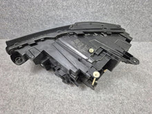 Laden Sie das Bild in den Galerie-Viewer, Frontscheinwerfer Audi E-Tron 89A941034 LED Rechts Scheinwerfer Headlight
