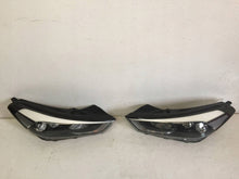 Laden Sie das Bild in den Galerie-Viewer, Frontscheinwerfer Hyundai Tucson R009D2024BZ 92102D7200 Ein Satz Headlight SCH3457496417ag