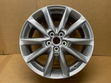 Laden Sie das Bild in den Galerie-Viewer, 1x Alufelge 18 Zoll 7.0&quot; 5x114.3 50ET 9965337080A Mazda Iii Rim Wheel