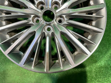 Laden Sie das Bild in den Galerie-Viewer, 1x Alufelge 18 Zoll 7.0&quot; 5x114.3 38ET Mitsubishi Outlander Rim Wheel