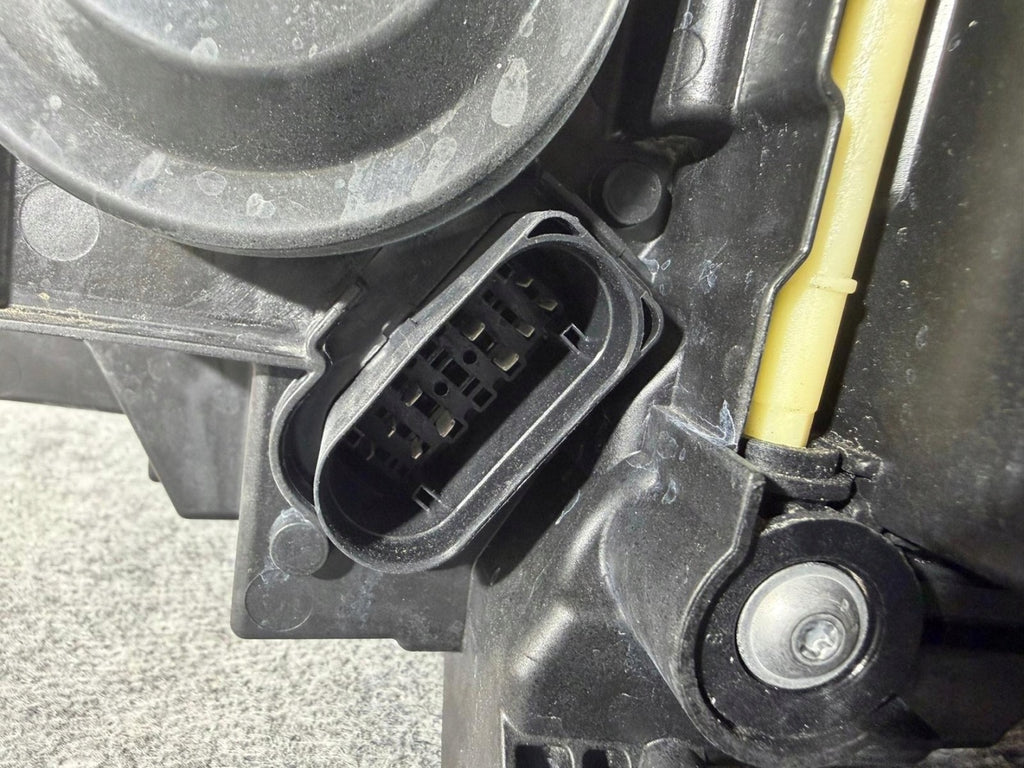 Frontscheinwerfer VW T-Roc 2GA941006F LED Rechts Scheinwerfer Headlight SCH8991240002ry