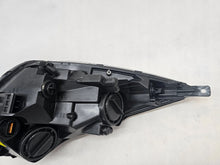 Laden Sie das Bild in den Galerie-Viewer, Frontscheinwerfer Kia Venga 92101-1P000 Links Scheinwerfer Headlight